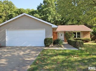 3501 W Saymore Ln, Peoria, IL