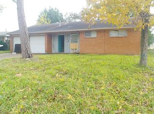 2107 Chestnut Ln, Pasadena, TX 77502