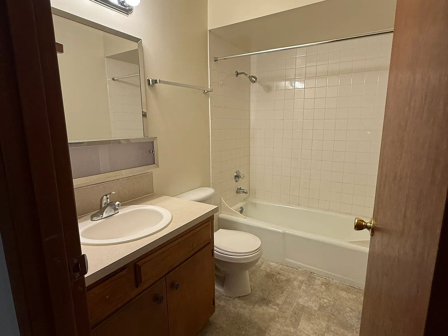 1 bed, 786 sqft, $1,265 — Photo 1