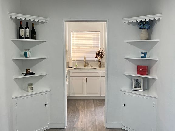 3rd image of 252 San Francisco Ave #258
