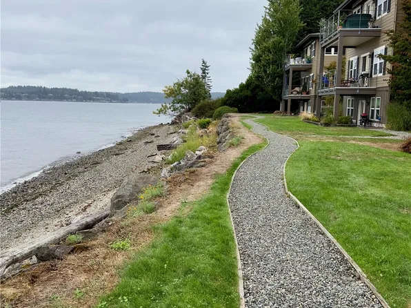 9551 NE South Beach Drive #1A, Bainbridge Island, WA 98110