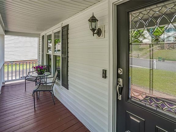 4th image of 7359 River Pine Dr