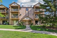 S Dwyer Ave-1005-025.jpg