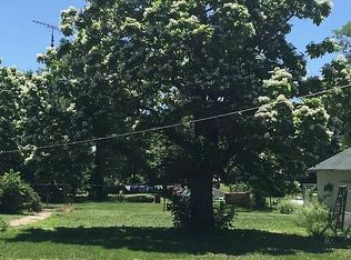 409 1st St, Prairie View, KS 67664