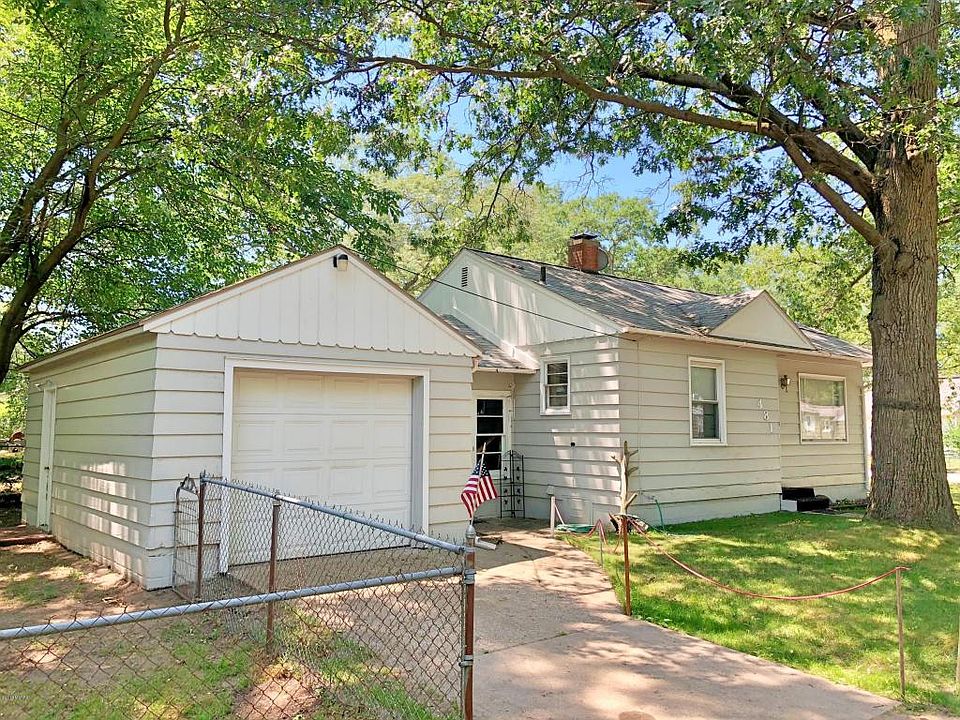 1st image of 481 W Maplewood Ave