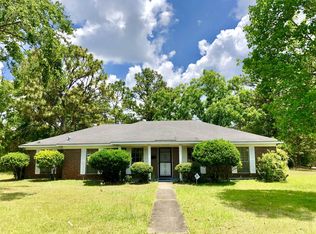 5704 Long Meadow Rd, Mobile, AL 36609