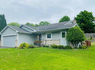 7369 Butterscotch Rd, Eden Prairie, MN 55346