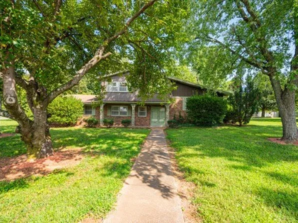 103 Eventide Dr, Murfreesboro, TN 37130