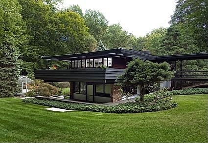 1st image of 57 Eastern Dr