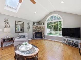 37 Squirrel Rd, Springfield, MA 01108