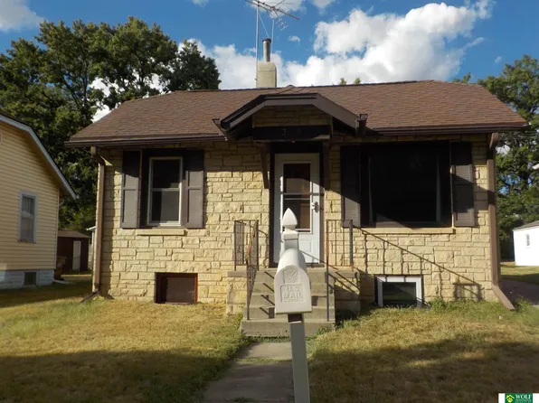 3528 A St, Lincoln, NE 68510