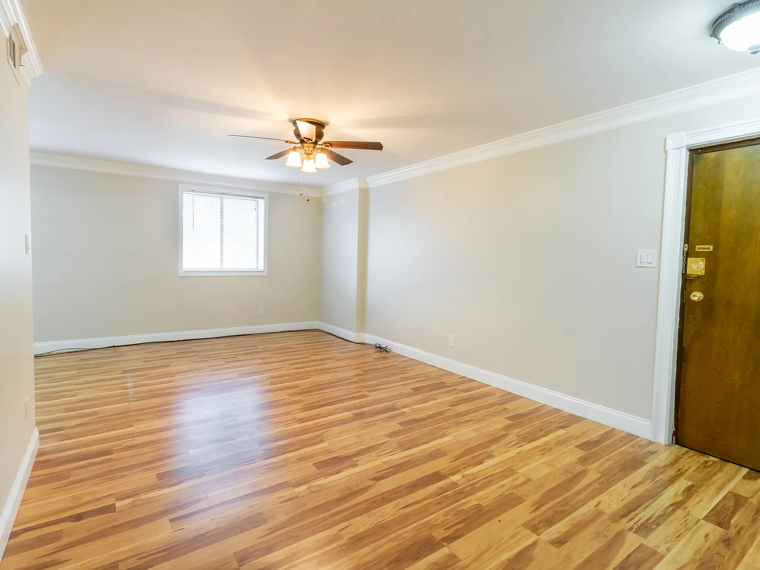 2 bed, 1100 sqft, $1,535 — Photo 2