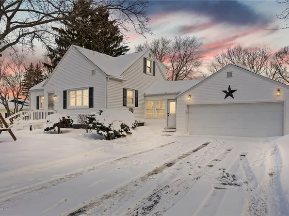 998 Washington St, Spencerport, NY 14559