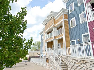 225 N Whittaker St UNIT 10, New Buffalo, MI, 49117