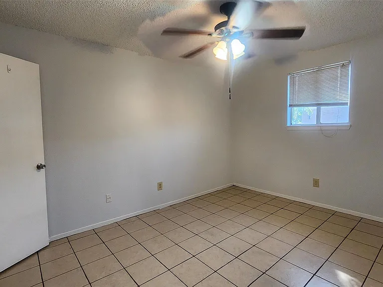 123 Prairie View Dr — Photo 9