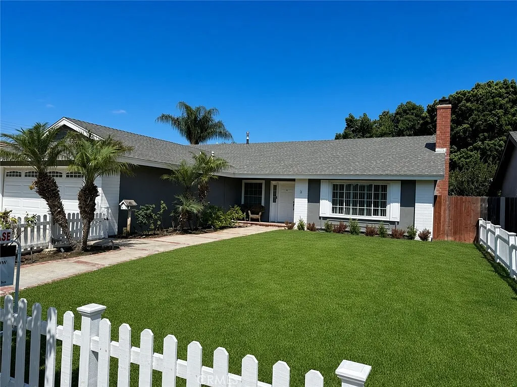 4 bed, 1760 sqft, $4,500 — Photo 1