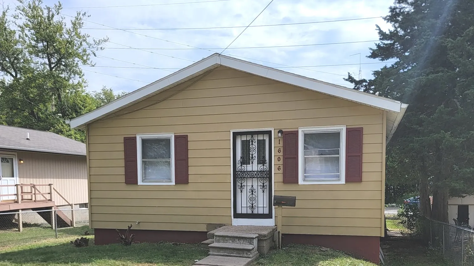 1606 Indiana St photo 1