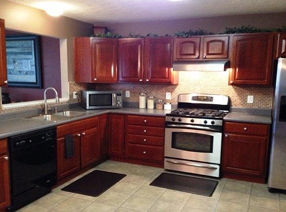 4th image of 83 Bannock Dr