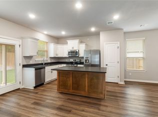 2507 Lightfoot Ln, Bryan, TX 77803