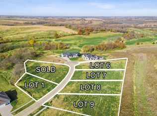 1605 N G St, Indianola, IA 50125