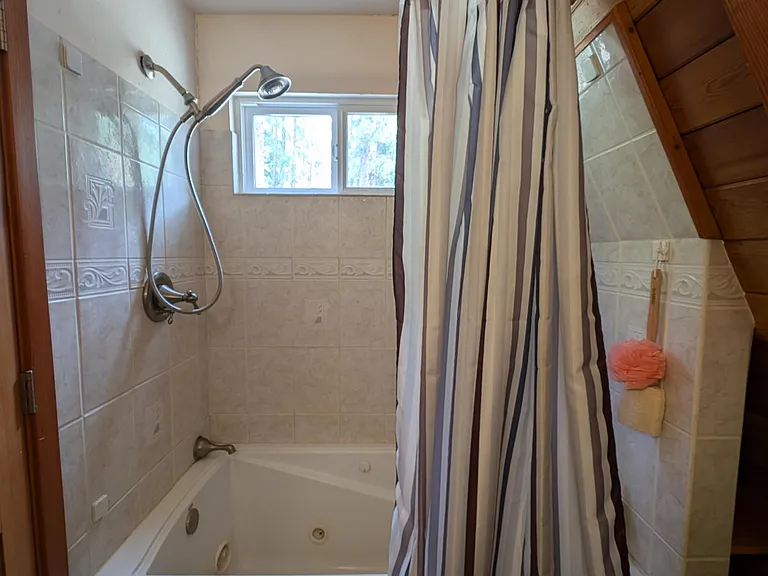 186 Evans View Dr — Photo 5
