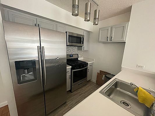 1st image of 34 N 6th St APT S2c