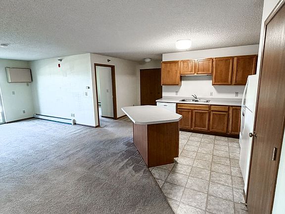3rd image of 221 2nd St #307