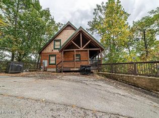 4616 Nottingham Heights Way, Pigeon Forge, TN 37863