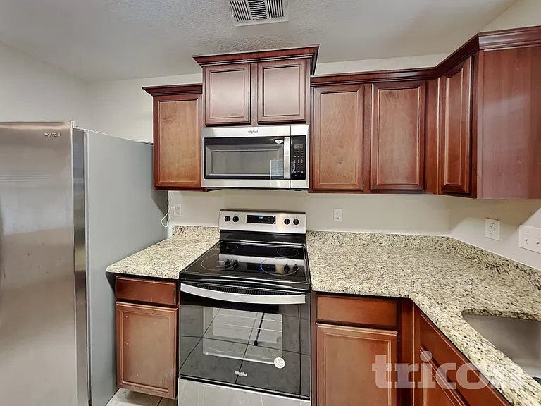 100 Rebel Rd — Photo 10