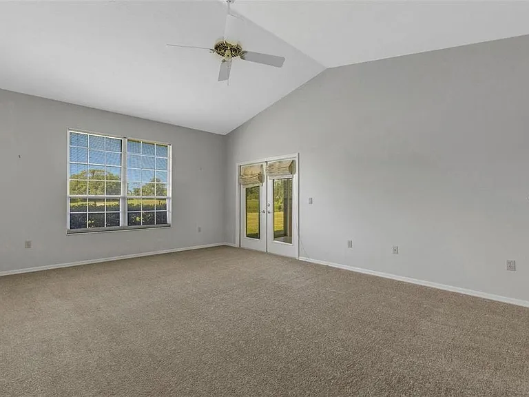 4044 Penshurst Park — Photo 26