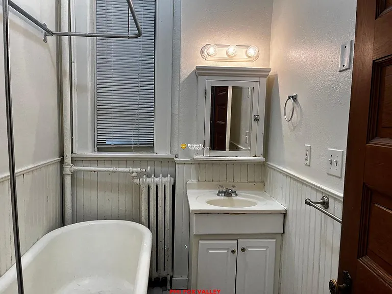 136 High Ave #B — Photo 10