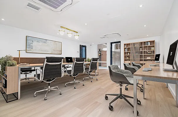 Rented by REAL New York | media 28