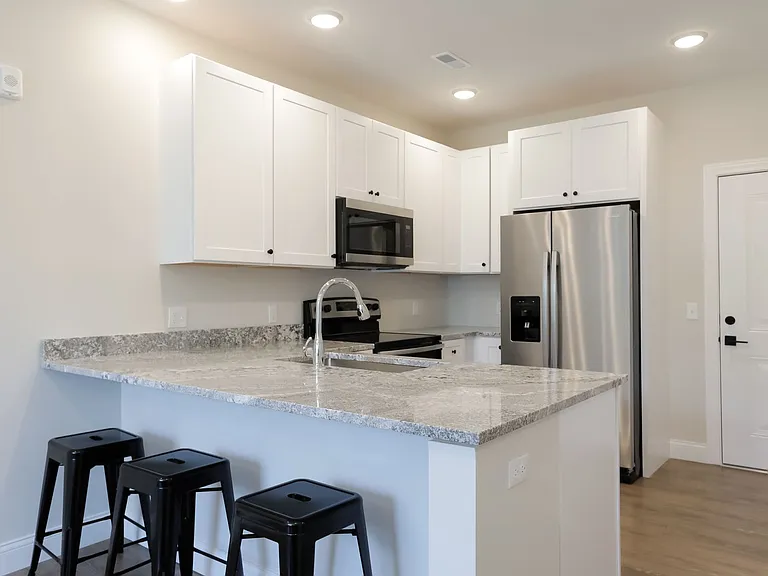 301 W. University Ave — Photo 20