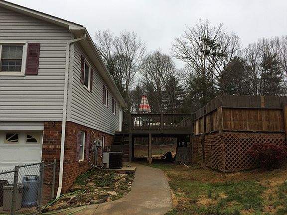 3rd image of 3164 Morningside Ln