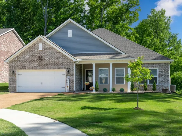 305 Walker Meadows Ln, Munford, TN 38058