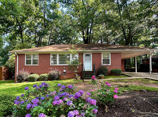 951 Woodland Trl SE, Smyrna, GA 30080