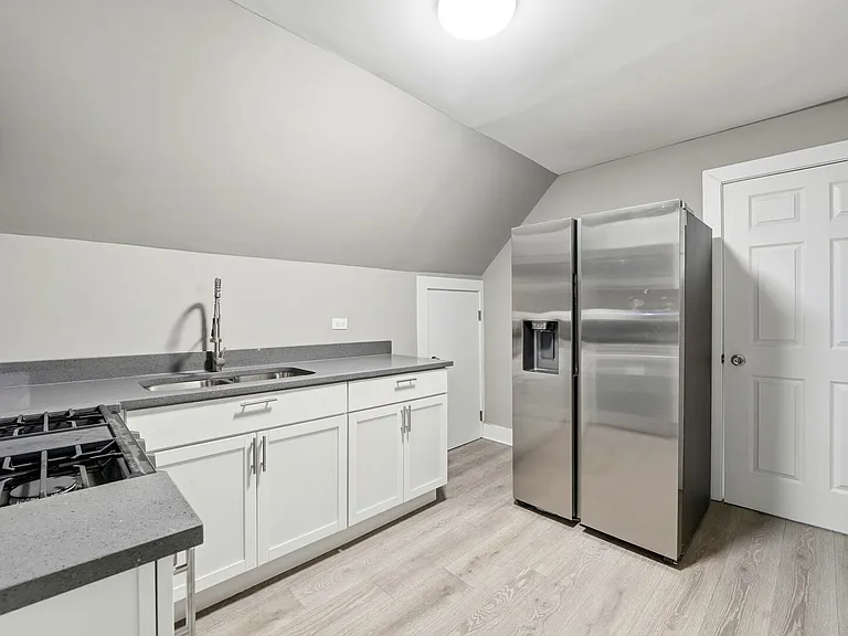 1217 N Harding Ave #2 — Photo 11