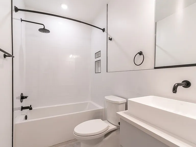 1601 Frankford Ave — Photo 25
