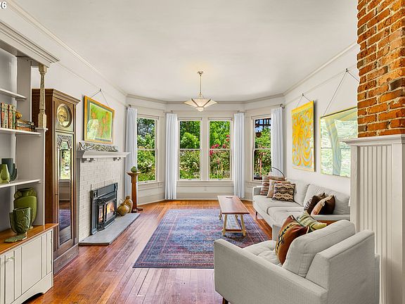 4th image of 5006 SE Long St