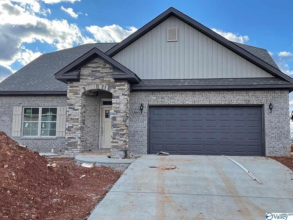 1st image of 102 Vedra Cir