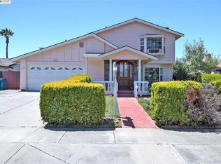 3475 Baskerville Rd, Fremont, CA 94555