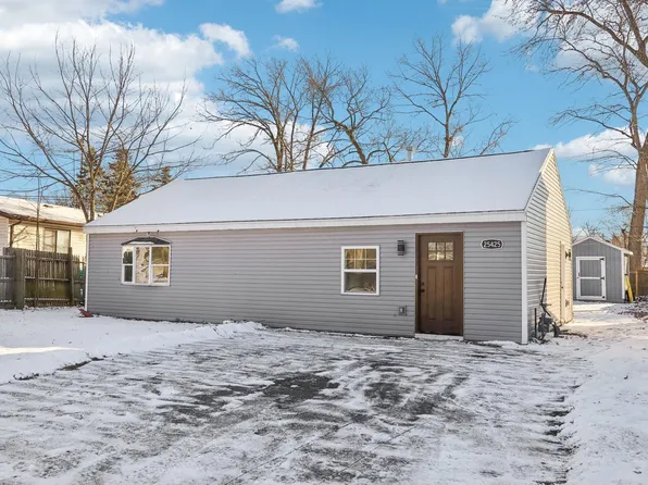 25425 W Arcade Dr S, Lake Villa, IL 60046