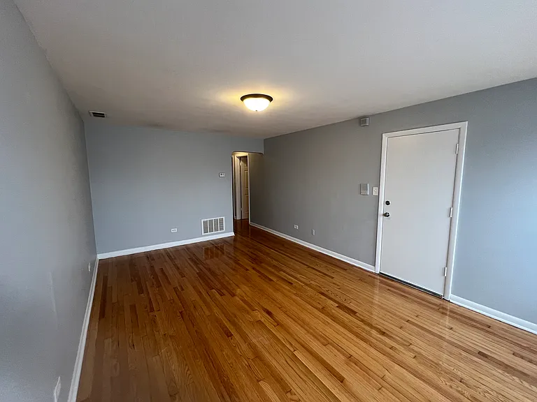 3535 W 79th St #1 — Photo 3