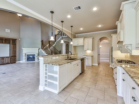 5th image of 12703 Waveland Bend Ln