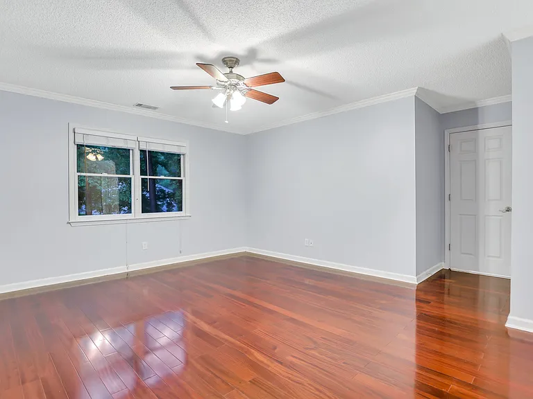 123 Companion Way — Photo 14