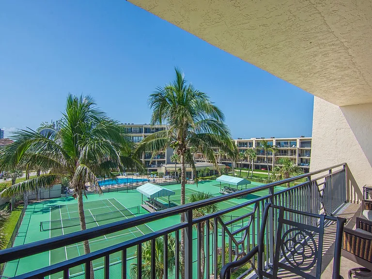 3939 Ocean Dr #401B — Photo 23