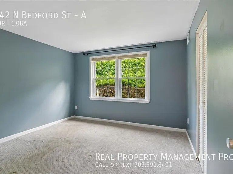 142 N Bedford St #A — Photo 12