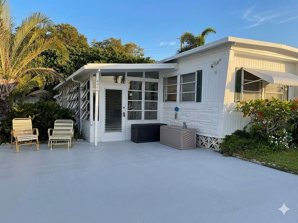 1st image of 4084 Bougainvillea Road W