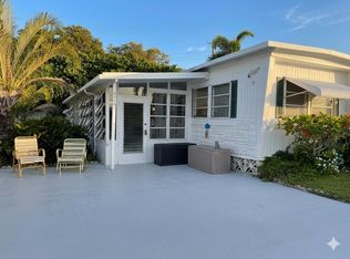 4084 Bougainvillea Road W, Boynton Beach, FL 33436