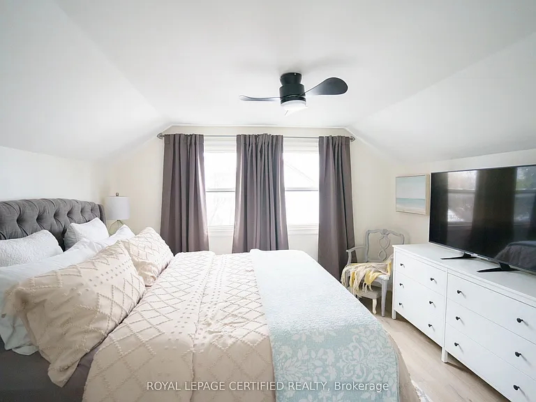 93 Grass Ave — Photo 18
